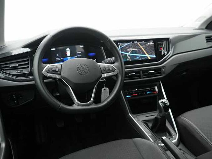 Volkswagen Taigo Life PDC MATRIX VIRT NAVI SHZ CARPLAY