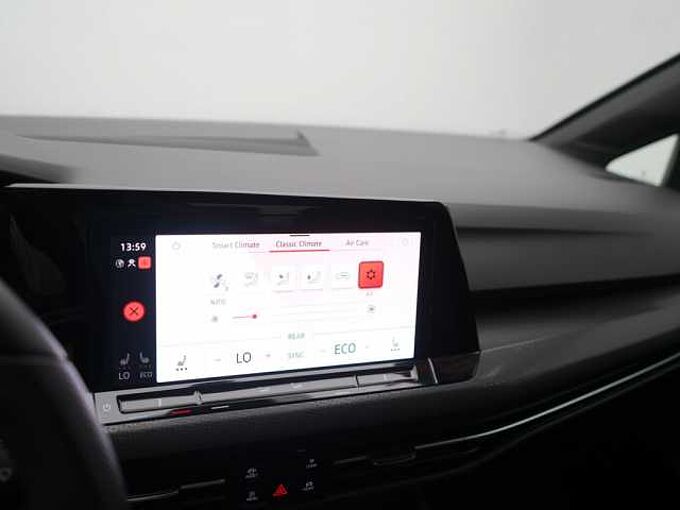 Volkswagen Golf VIII eHybrid GTE DSG NAVI SHZ PDC