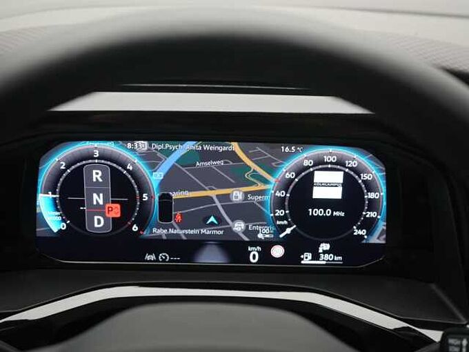 Volkswagen T7 Multivan Life DSG 7 SITZER AHK HUD VIS-A-VIS