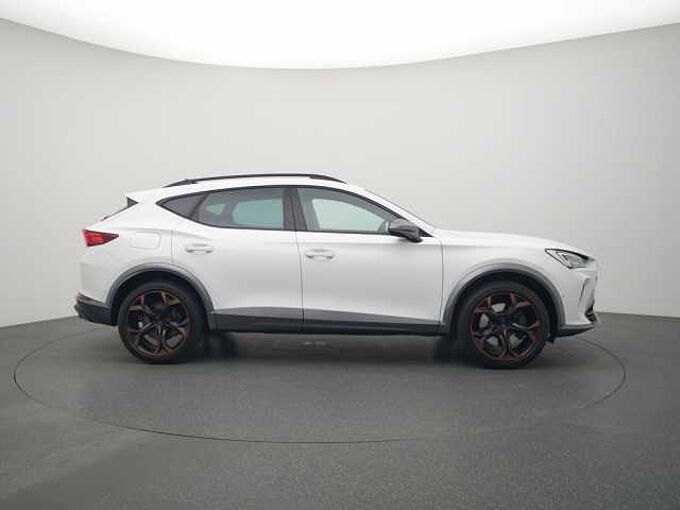 CUPRA Formentor KAM PDC ACC AHK NAVI SHZ