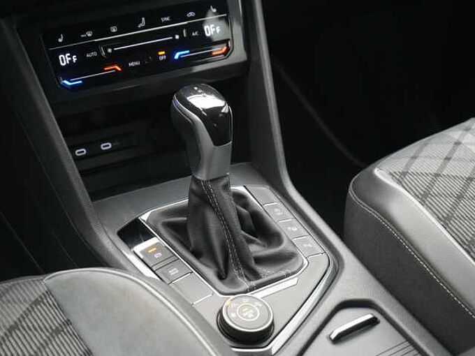Volkswagen Tiguan Allspace AHK ACC NAVI SHZ PDC