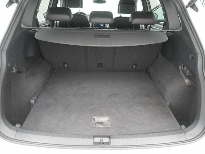 Volkswagen Tiguan Allspace AHK ACC NAVI SHZ PDC