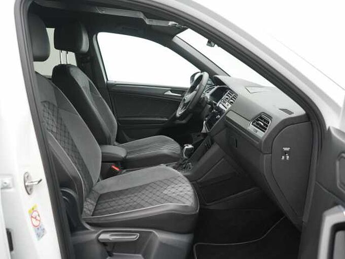 Volkswagen Tiguan Allspace AHK ACC NAVI SHZ PDC