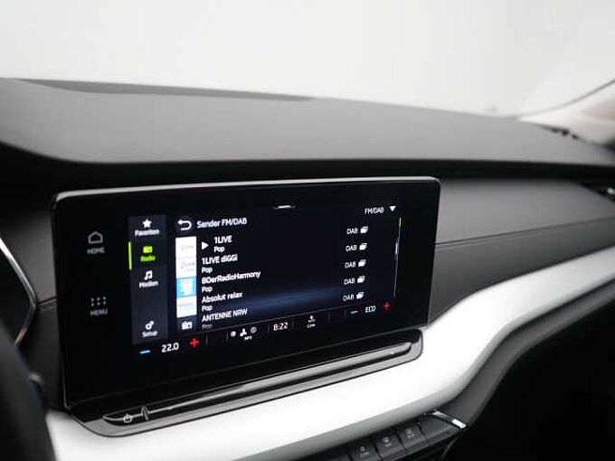 SKODA OCTAVIA LED PANO PDC KAM