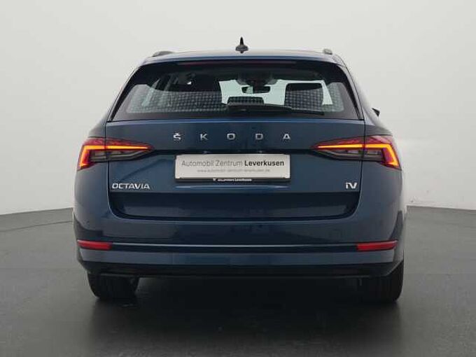 SKODA OCTAVIA LED PANO PDC KAM