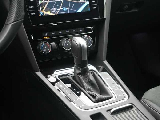 Volkswagen Arteon SB R-Line DSG NAVI VIRT APP KEYLESS