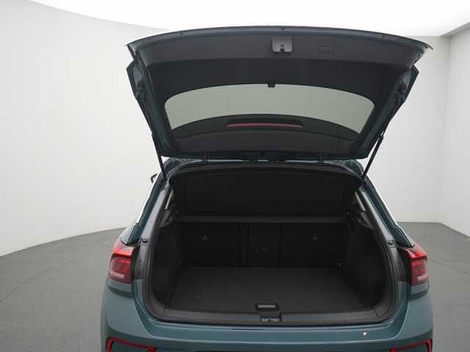 Volkswagen T-Roc Life LED SHZ VIRT CARPLAY NAVI PDC