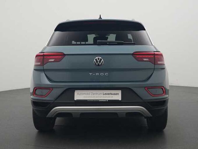 Volkswagen T-Roc Life LED SHZ VIRT CARPLAY NAVI PDC