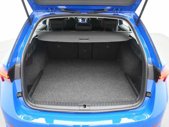 SKODA OCTAVIA Combi iV DSG VIRT LED SHZ PDC APP