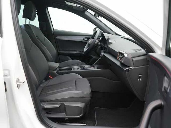 CUPRA Formentor 4Drive DSG PANO AHK ACC KAM SHZ APP
