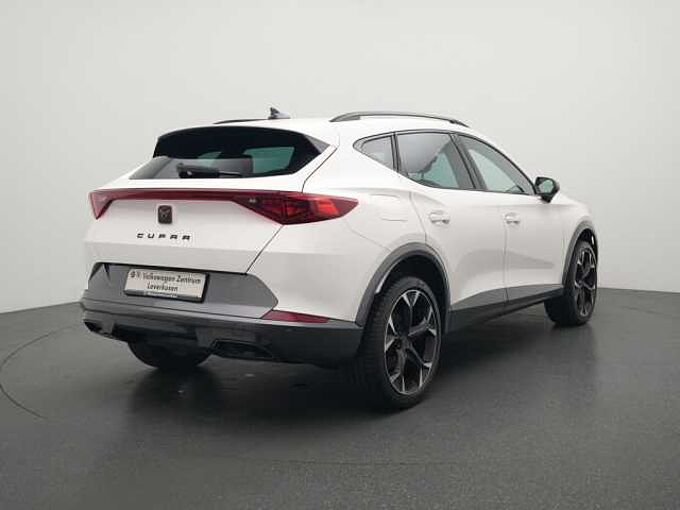 CUPRA Formentor 4Drive DSG PANO AHK ACC KAM SHZ APP