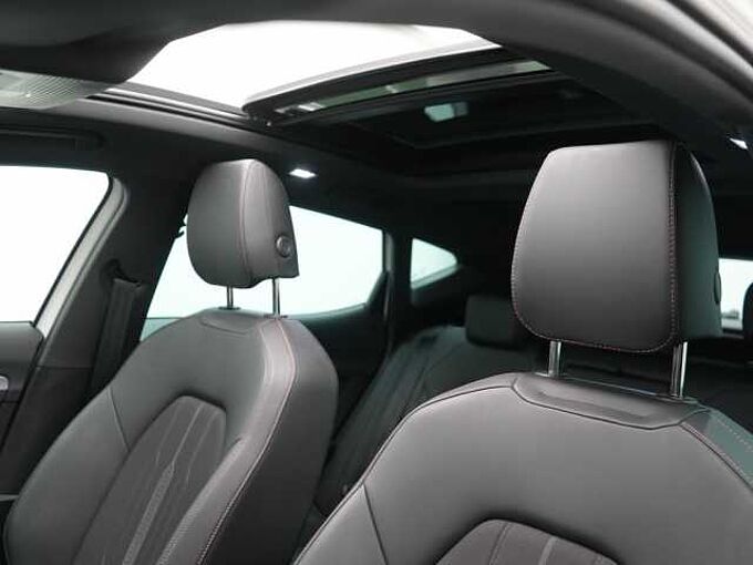 CUPRA Formentor 4Drive DSG PANO AHK ACC KAM SHZ APP