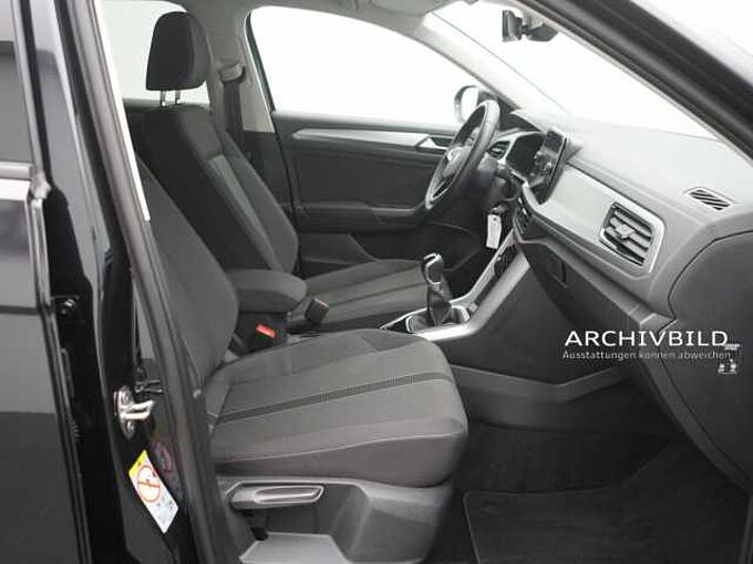 Volkswagen T-Roc TSI Life NAVI SHZ PDC LED
