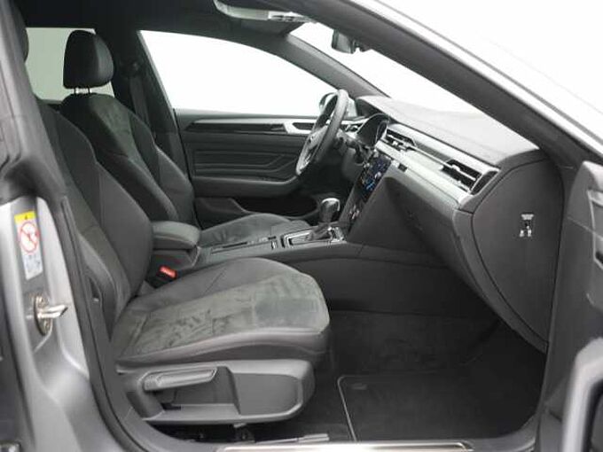 Volkswagen Arteon SB TSI R-Line DSG ACC KAM SHZ LED