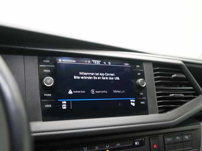 Volkswagen T6.1 California Beach DSG KAM PDC APP