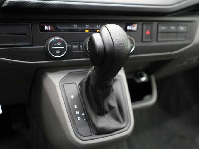 Volkswagen T6.1 California Beach DSG KAM PDC APP