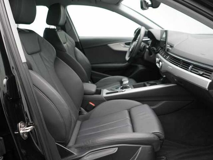 Audi A4 Avant Quattro S line NAVI AHK LEDER KAM SHZ