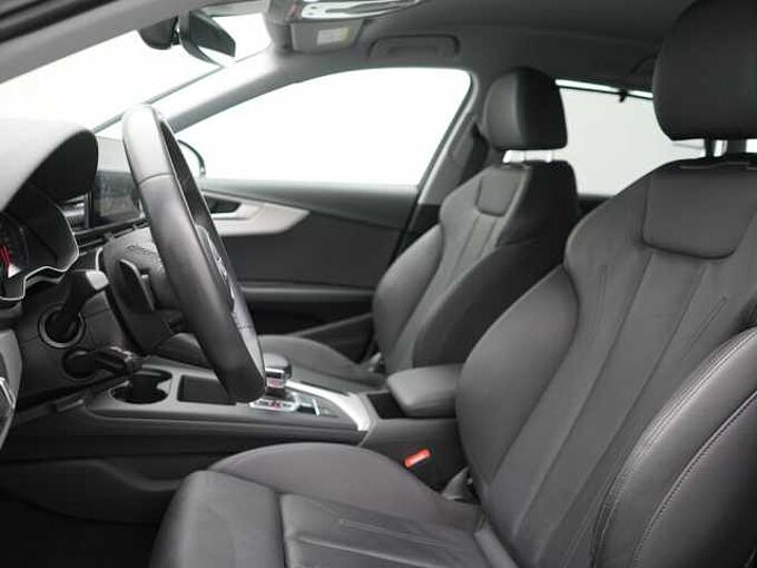Audi A4 Avant Quattro S line NAVI AHK LEDER KAM SHZ