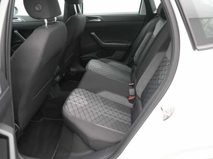 Volkswagen Polo R-Line ACC MATRIX LED VIRT APP