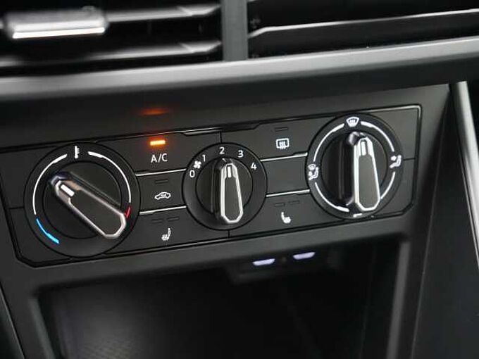 Volkswagen Polo R-Line ACC MATRIX LED VIRT APP