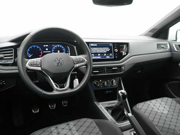 Volkswagen Polo R-Line ACC MATRIX LED VIRT APP