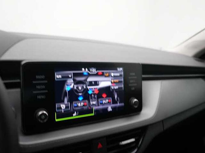 SKODA SCALA Tour DSG VIRT ACC SHZ LED APP CONNECT