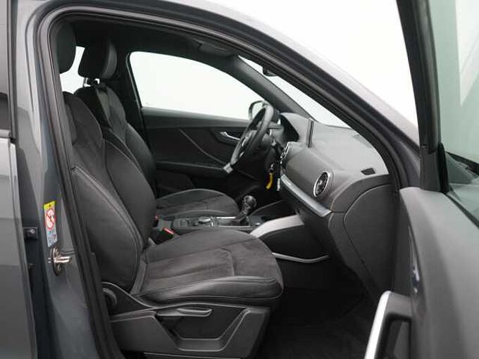 Audi Q2 Sport S-Line S-TRON LEDER VIRT PDC KLIMA