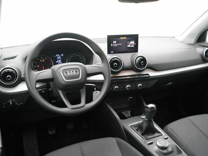 Audi Q2 LED SHZ KLIMA