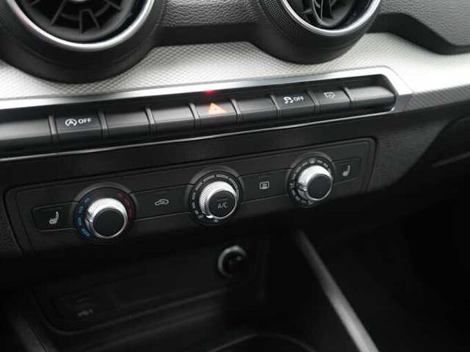 Audi Q2 LED SHZ KLIMA