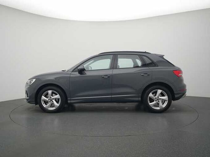 Audi Q3 advanced S-TRON VIRT PDC KAM SHZ NAVI ACC