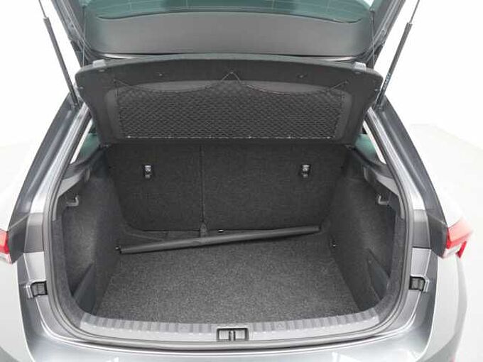 SKODA SCALA TSI DSG SHZ PDC KLIMA