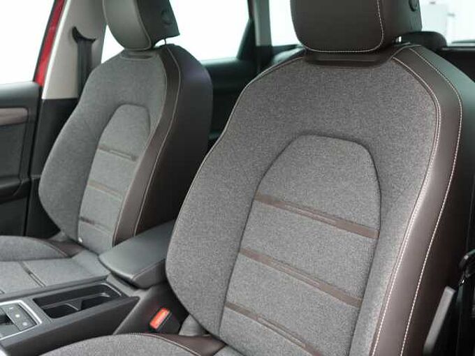 SEAT Leon ST Xcellence DSG CARPLAY VIRT LED PDC KLIMA