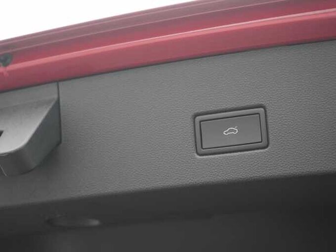 Volkswagen T-Roc R-Line DSG STANDHZ AHK ACC DCC NAVI MATRIX