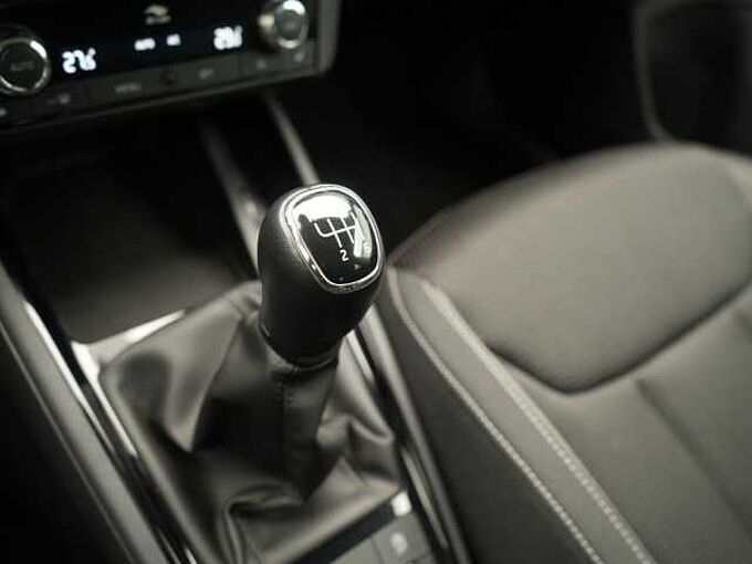 SKODA KAMIQ Tour AHK KAM SHZ APP CONNECT LED