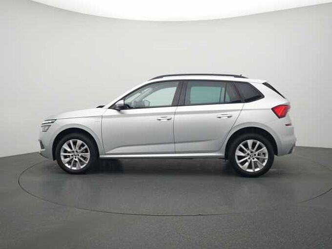 SKODA KAMIQ Tour AHK KAM SHZ APP CONNECT LED