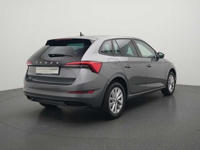 SKODA SCALA Tour DSG ACC KAM SHZ PDC