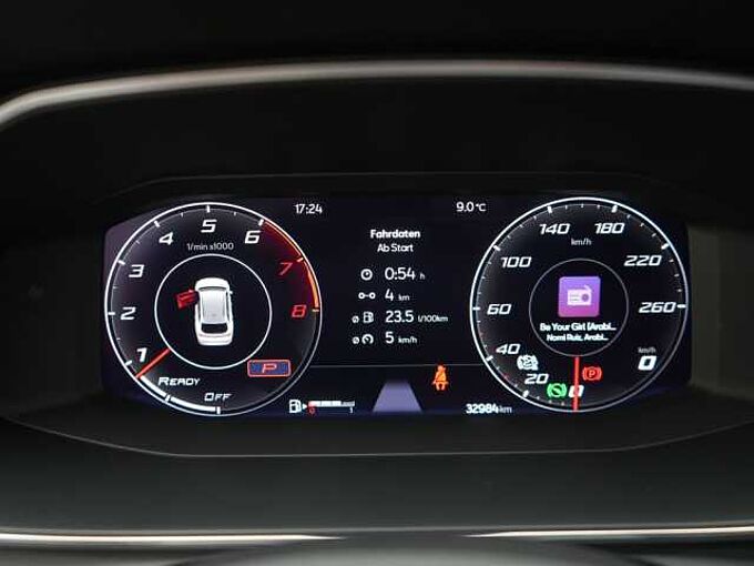 SEAT Leon ST Xcellence DSG CARPLAY VIRT AHK LED PDC