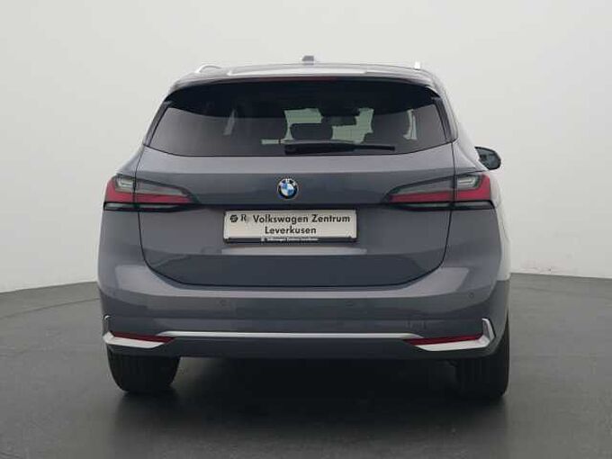 BMW 220 Active Tourer VIRT PANO KAM HUD PDC