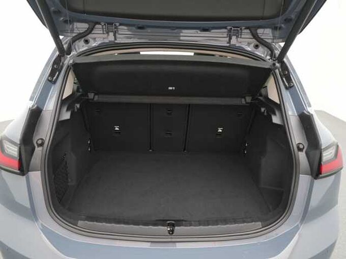 BMW 220 Active Tourer VIRT PANO KAM HUD PDC