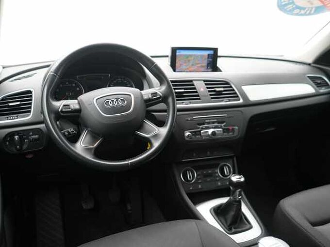 Audi Q3 AHK NAVI XENON SHZ PDC KLIMA