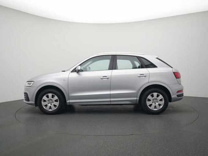 Audi Q3 quattro STRON NAVI KAM SHZ PDC