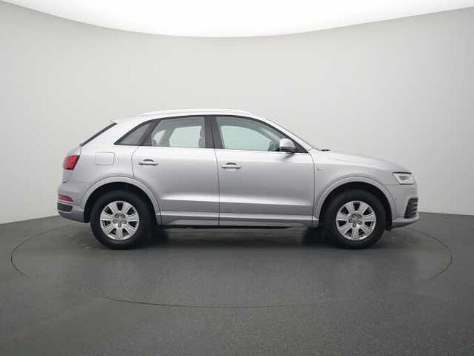 Audi Q3 quattro STRON NAVI KAM SHZ PDC