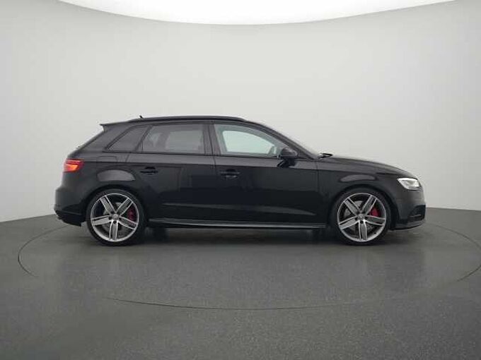 Audi S3 Sportback S-TRON B&O NAVI ACC MATRIX LEDER