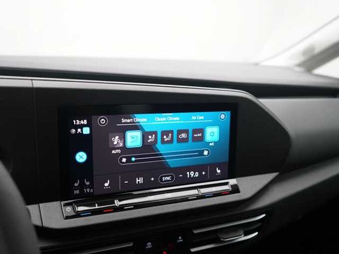 Volkswagen Caddy Dark Label PANO APP AHK CONNECT LED KAM SH