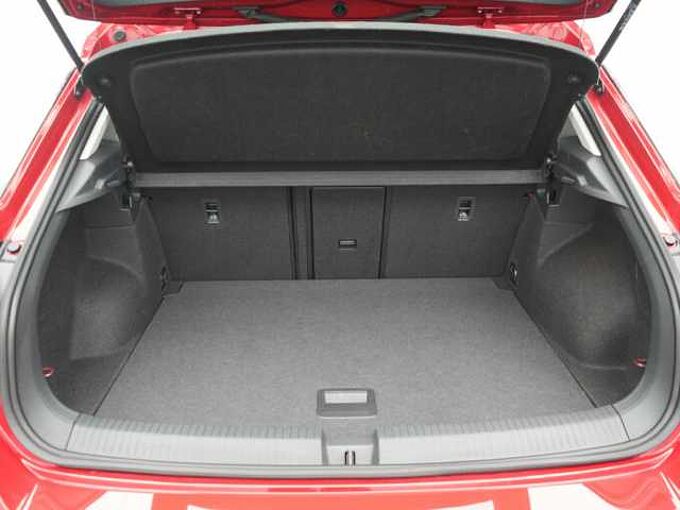 Volkswagen T-Roc Life NAVI SHZ VIRT AHK LED PDC