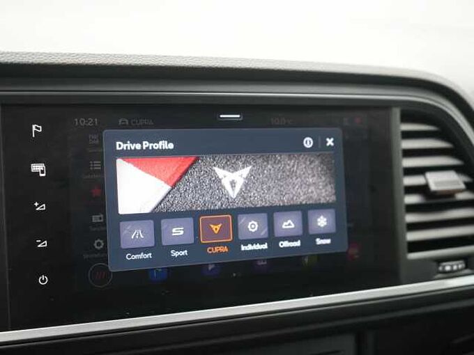 CUPRA Ateca 4Drive DSG NAVI AHK ACC KAM SHZ