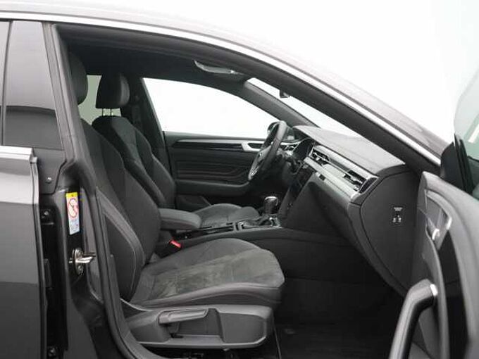 Volkswagen Arteon Shooting Brake 2.0 TSI R-Line FACEL. LED