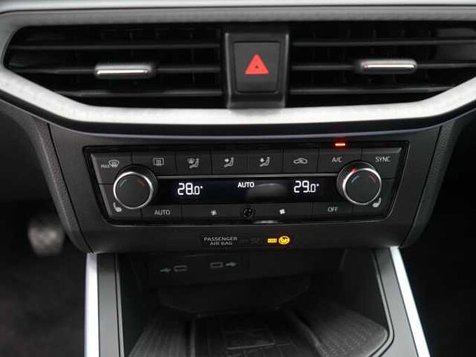 SEAT Arona TSI FR NAVI ACC APP LED SHZ VIRT KAM PDC