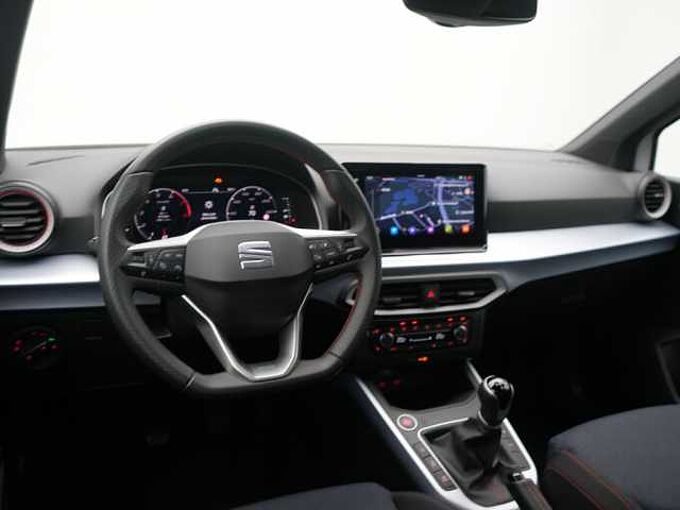 SEAT Arona TSI FR APP CONNECT SHZ PDC KAM NAVI