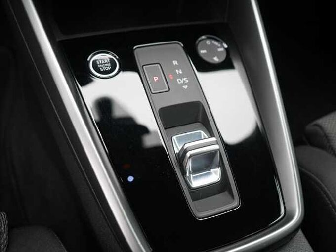 Audi A3 Sportback 40 e S line S-TRON ACC NAVI VIRT